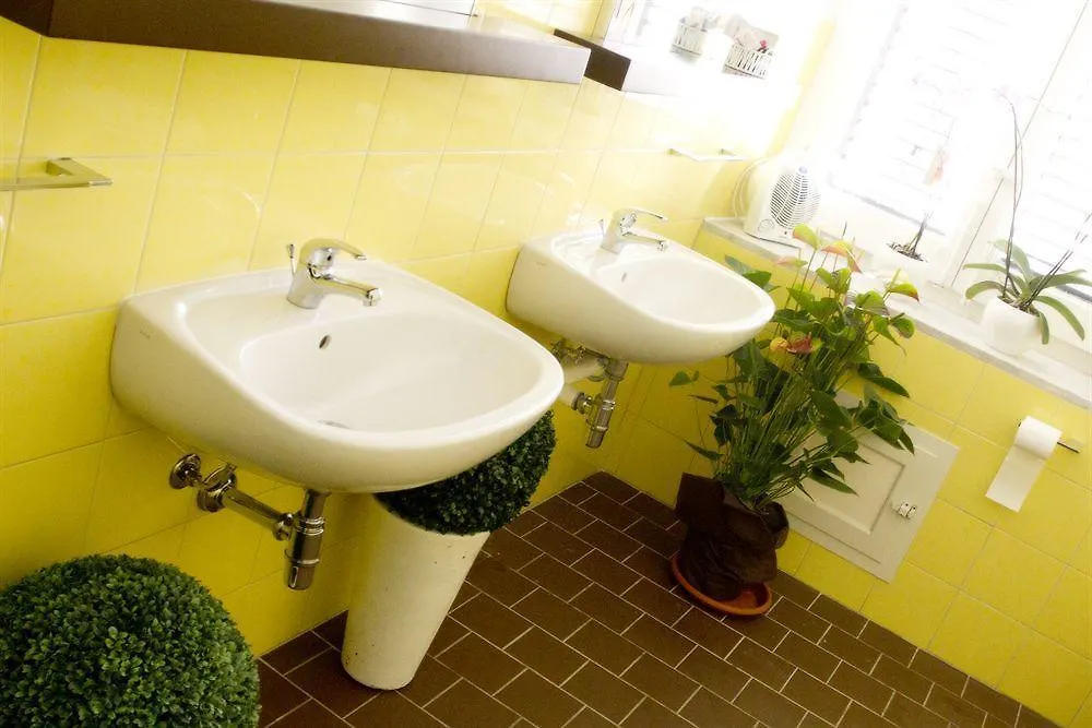 B&B Felice Palermo 3*,